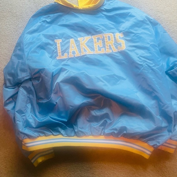 L.A. LAKERS  THROW BACK VINTAGE  JACKET REVERSE-ABLE - Picture 3 of 9
